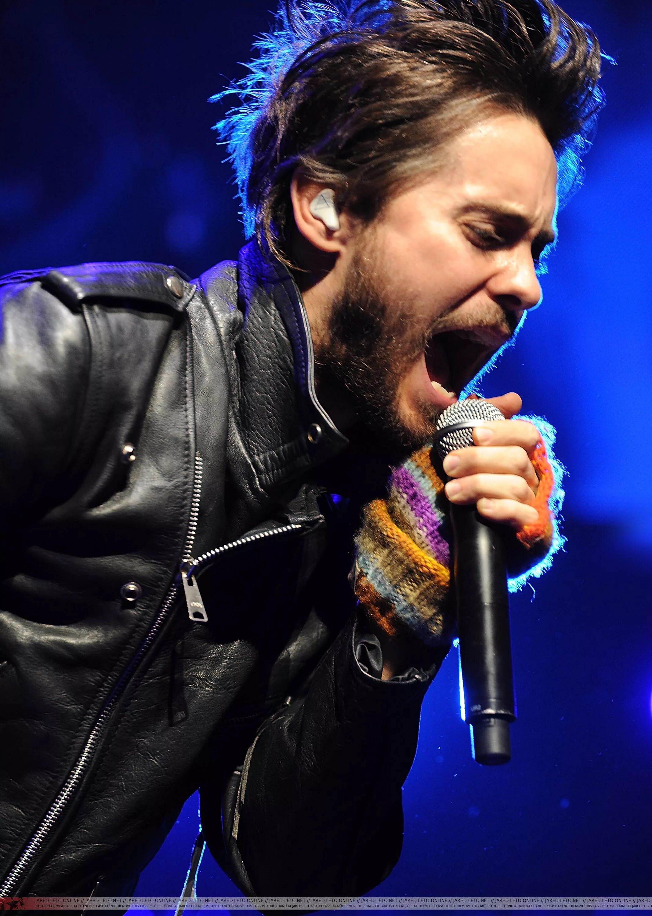 вокалист 30 seconds to mars. солист 30 seconds to mars джаред лето. Jared leto 30 seconds to mars. джаред лето в россии. Jared leto singing.