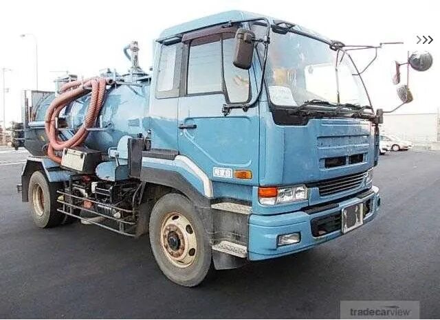 Nissan UD 2000. Ниссан дизель илосос. 10т Nissan Diesel. Ниссан дизель ассенизатор. Ниссан дизель 2000 года