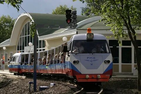 Поезда в детский дом
