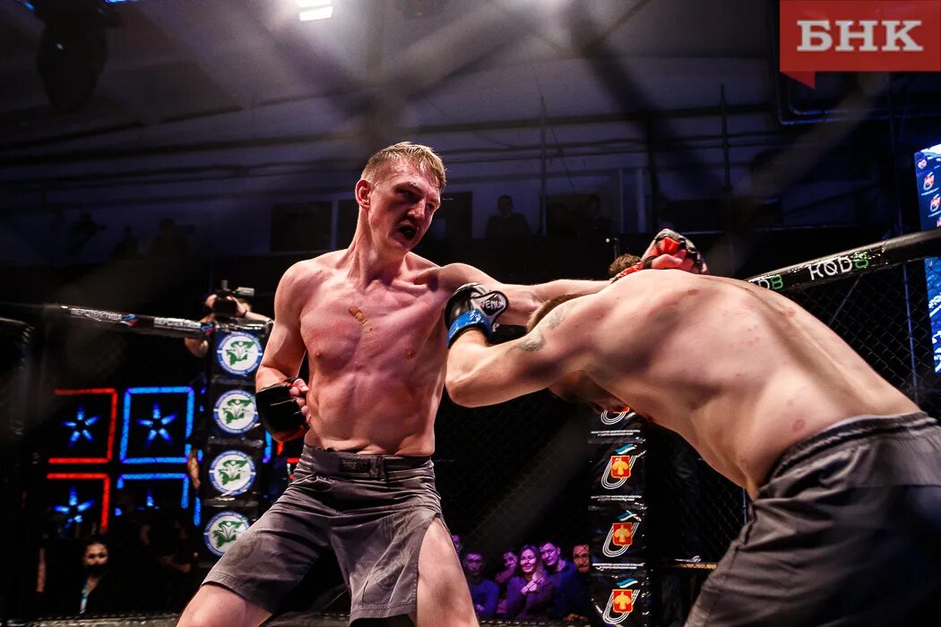 Джон джонс. Бой файт. Fight бои. Fight бои. Смешанные единоборства мма.