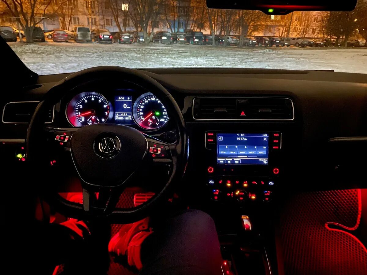 Vw t4 схема замка капота. Рычаг открытия капота пассат б6. Как снять капот пассат б6. Схема кузова пассат б3. Капот passat b5.