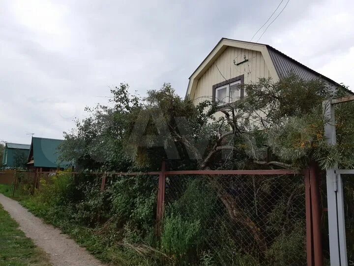 Авито казань отдам даром. Мебель казань. Авито казань мебель. Авито казань мебель диваны. Маленькая стенка бу.