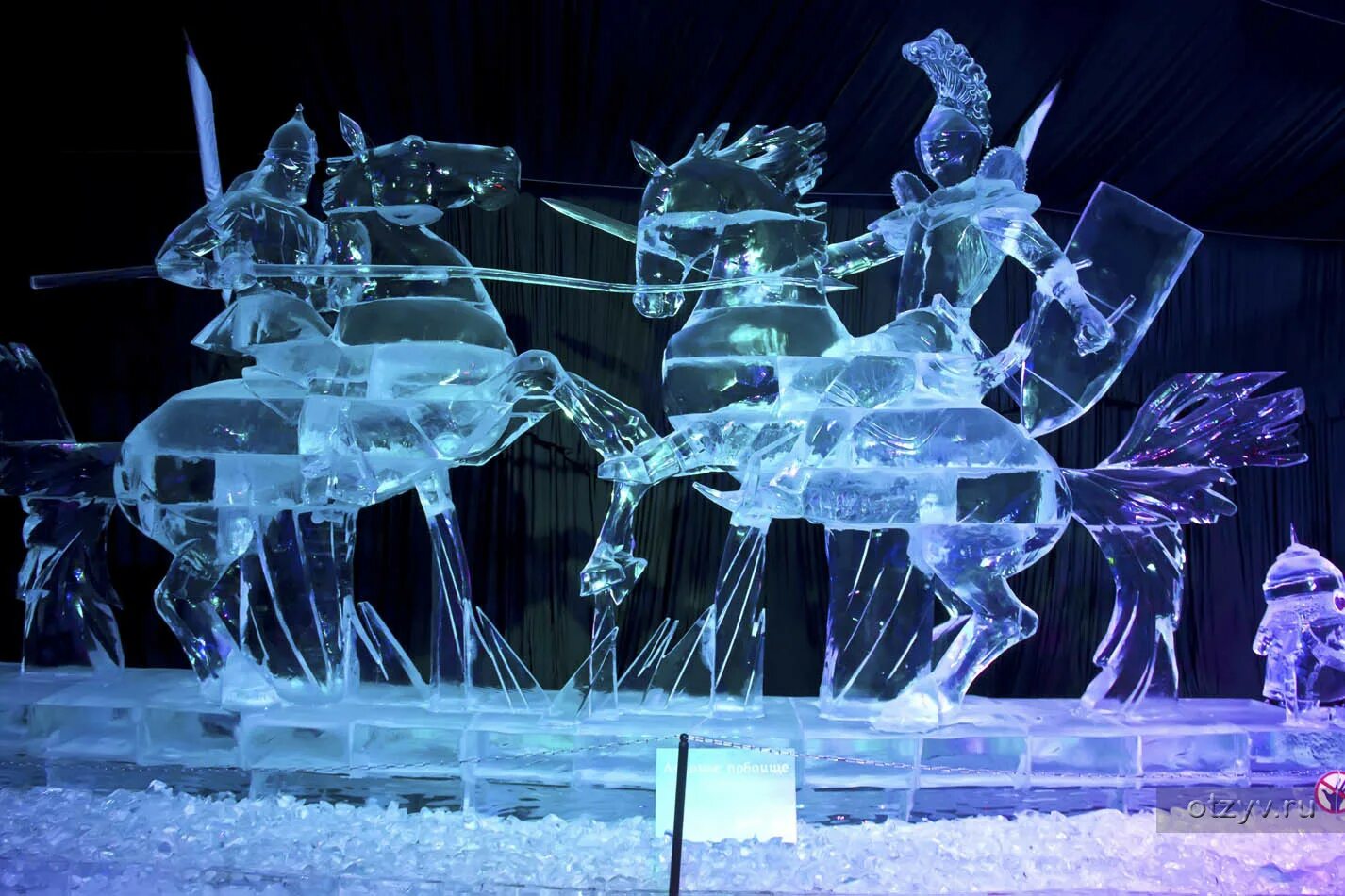 Петропавловская крепость ледяные фигуры 2024