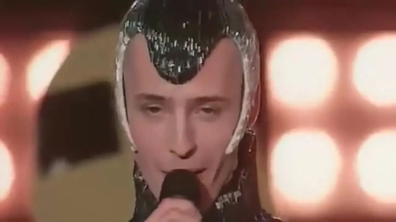 Витас 7 элемент. Витас гиф. Витас 2003. Ненормальный песня витаса. Витас 7 элемент.