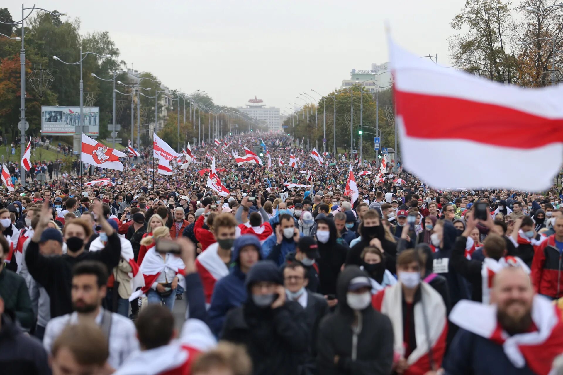 Митинги в белоруссии. Протесты в Белоруссии 2020. Протестующие в Беларуси 2020. Митинги в Белоруссии 2020 против Лукашенко. Массовые протесты в Беларуси 2020.