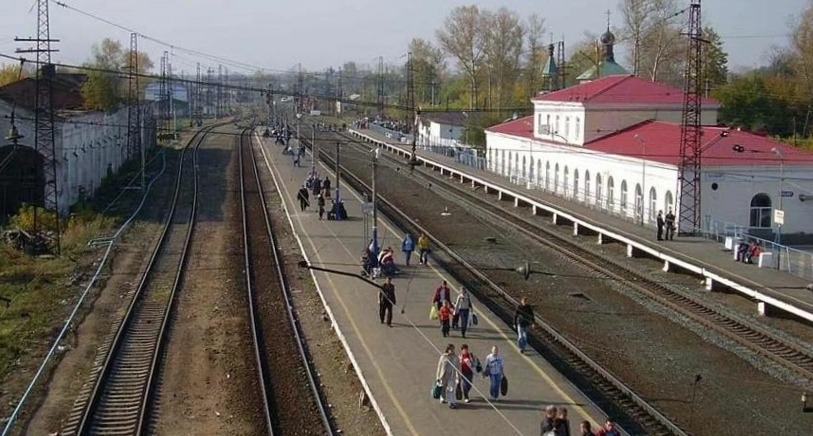 Погода петушки владимирская сегодня. Станция Петушки Владимирская область. ЖД вокзал Петушки. Город Петушки Московская область. Петушки Железнодорожная станция.