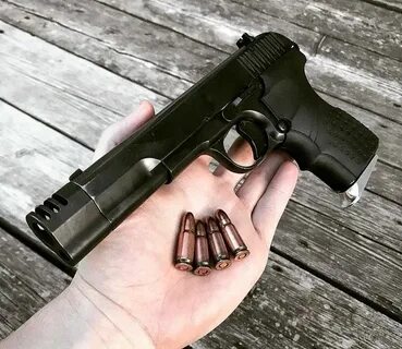 Guns t