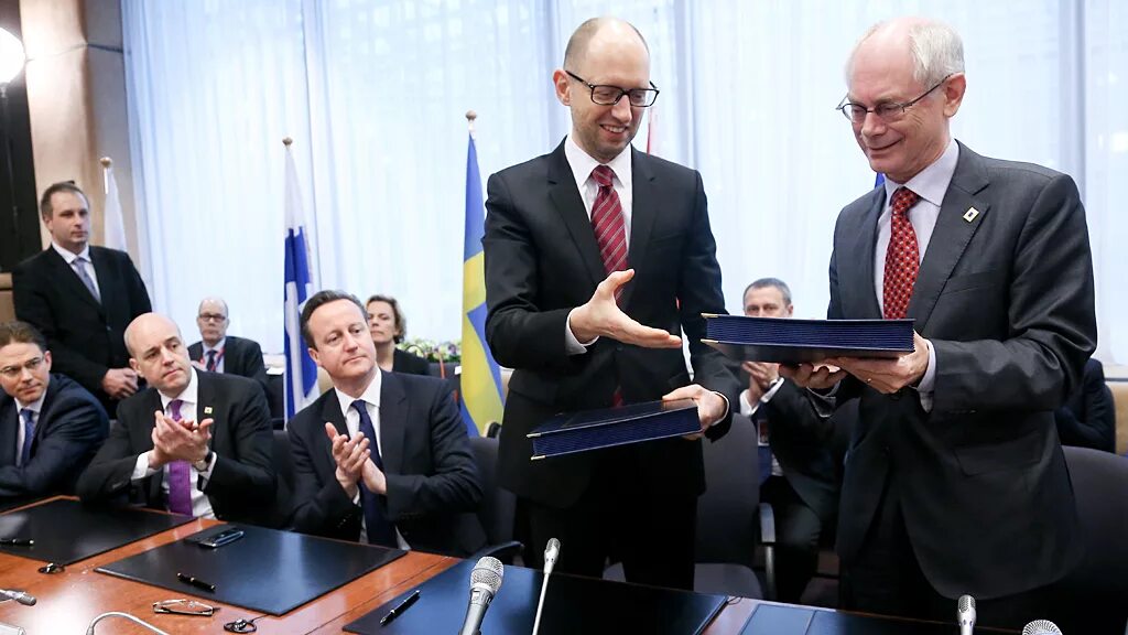 Соглашение об ассоциации. Украина подписала соглашение с ес. соглашение об ассоциации с ес украина. подписание ассоциации украины и евросоюза.