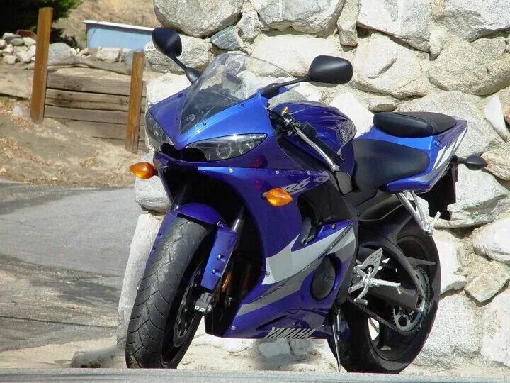 Yamaha r6 2005. Ямаха YZF-r6  2005. Yamaha YZF-r6. Yamaha YZF 6 2005.