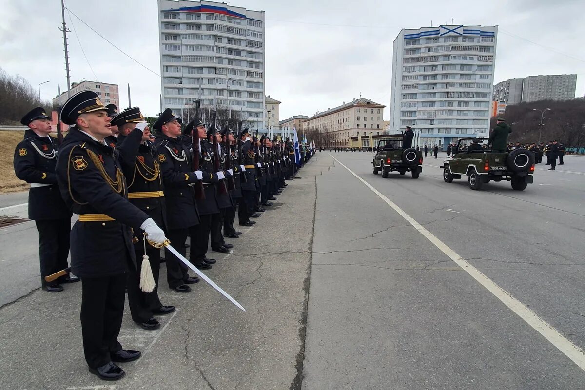 1 мая мурманск. Парад Северного флота 2022 Североморск. Парад Североморск 2021 9 мая. Парад Победы Мурманск 2021. Парад Победы 2022 в Североморске.