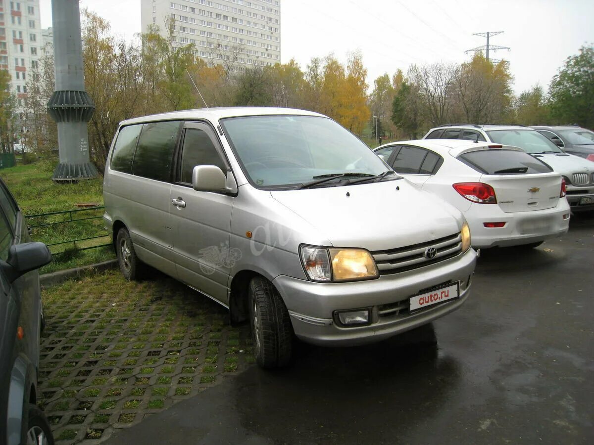 Таун айс 1998