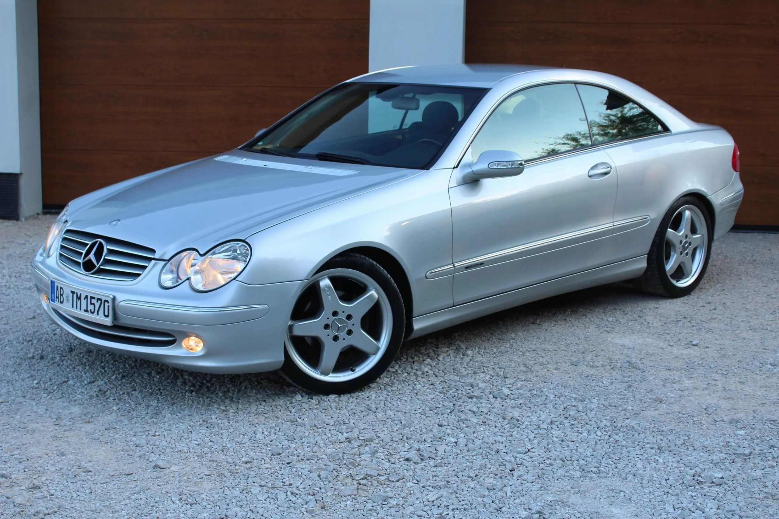 Clk w. Mercedes clk w209. mercedes-benz clk 209. мерседес бенц clk 209. мерседес цлк 209 кузов.