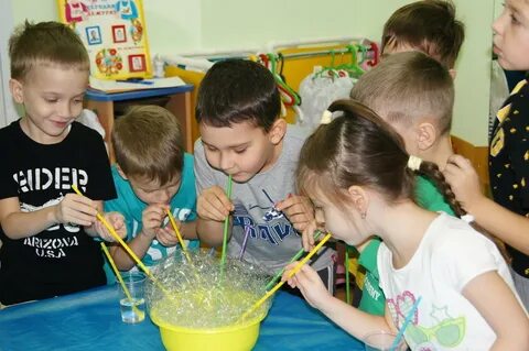 Занятие в детском саду воздух