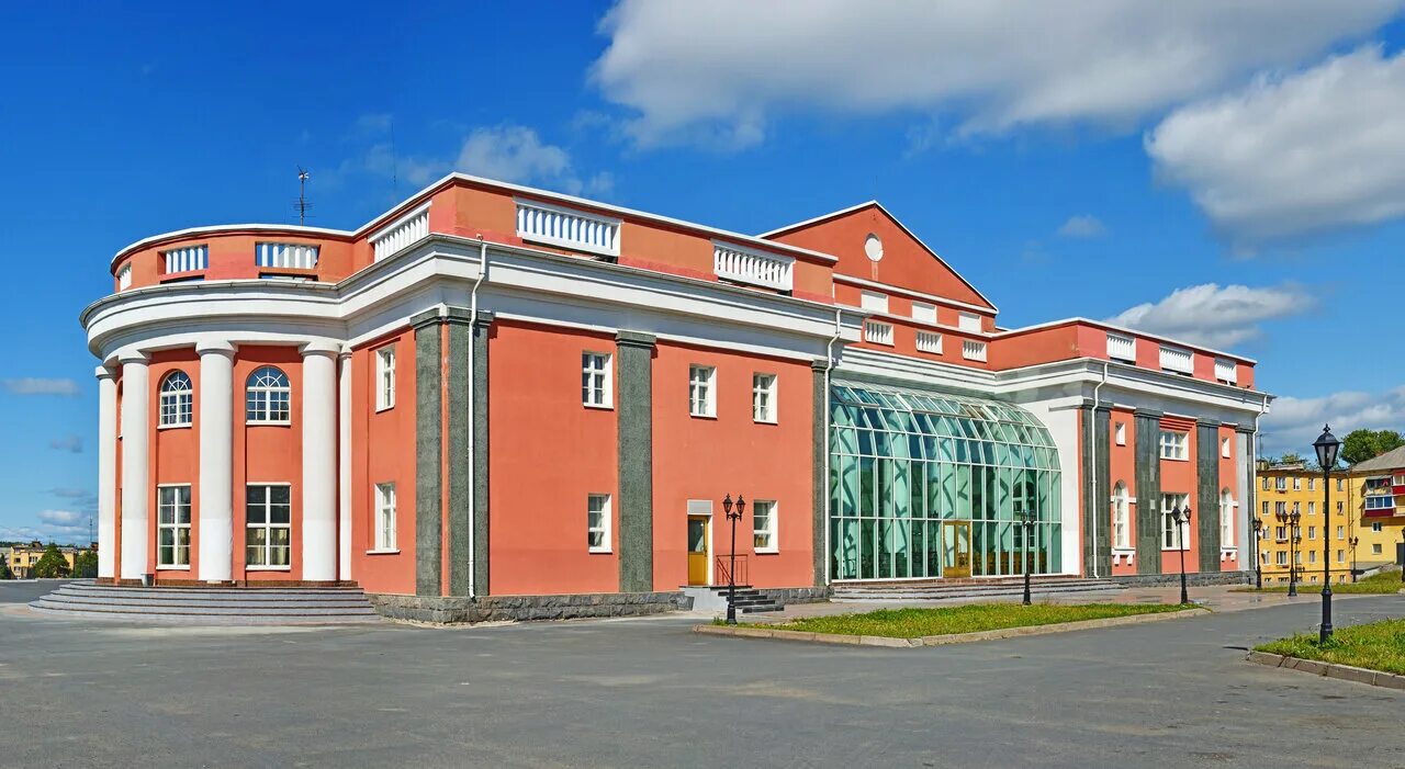 дворцы кондопога. дворец искусств кондопога внутри. дворец искусств карелия. дворец искусств карелия. дворцы кондопога.
