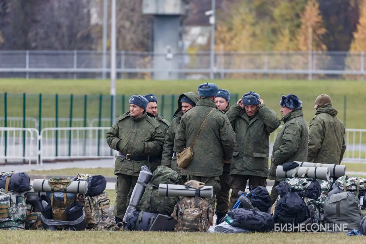 500 тысяч мобилизованным. Саратовские мобилизованные. 500 тысяч мобилизованным. Серпухов мобилизованные. Мобилизация уклонисты.