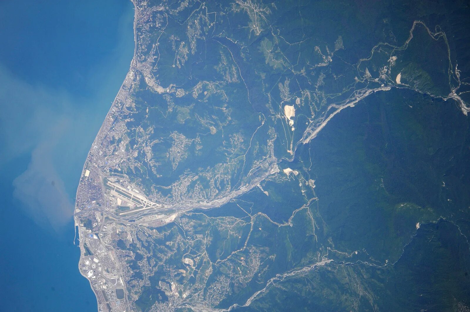 спутниковый снимок краснодара. карта анапа краснодарский край спутник. спутниковая карта краснодарского края. краснодар со спутника. краснодарский край карта дорог с городами и поселками.