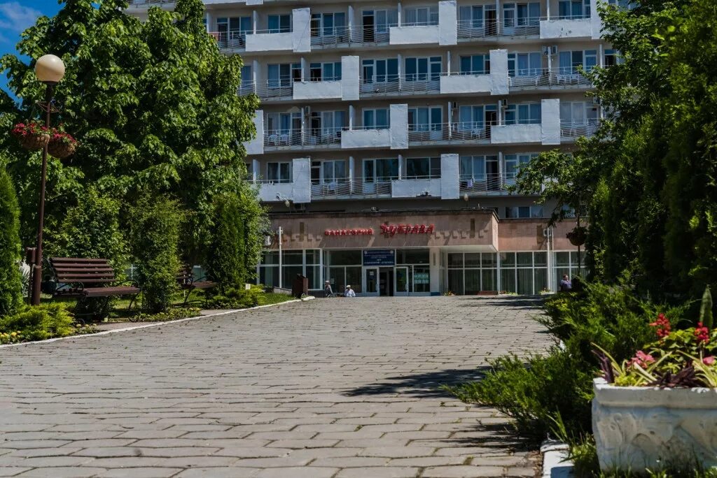 новый санаторий в железноводске. санаторий горный воздух железноводск. источник ул. санаторий железноводск в железноводске. санаторий минеральные воды эльбрус.