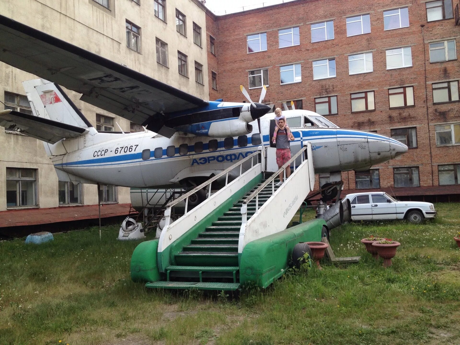 Сайт омского авиационного колледжа. Омский авиационный колледж имени н.е Жуковского. Жуковский Омский колледж. Авиационный техникум Жуковского Омск. Омский колледж авиационный колледж.