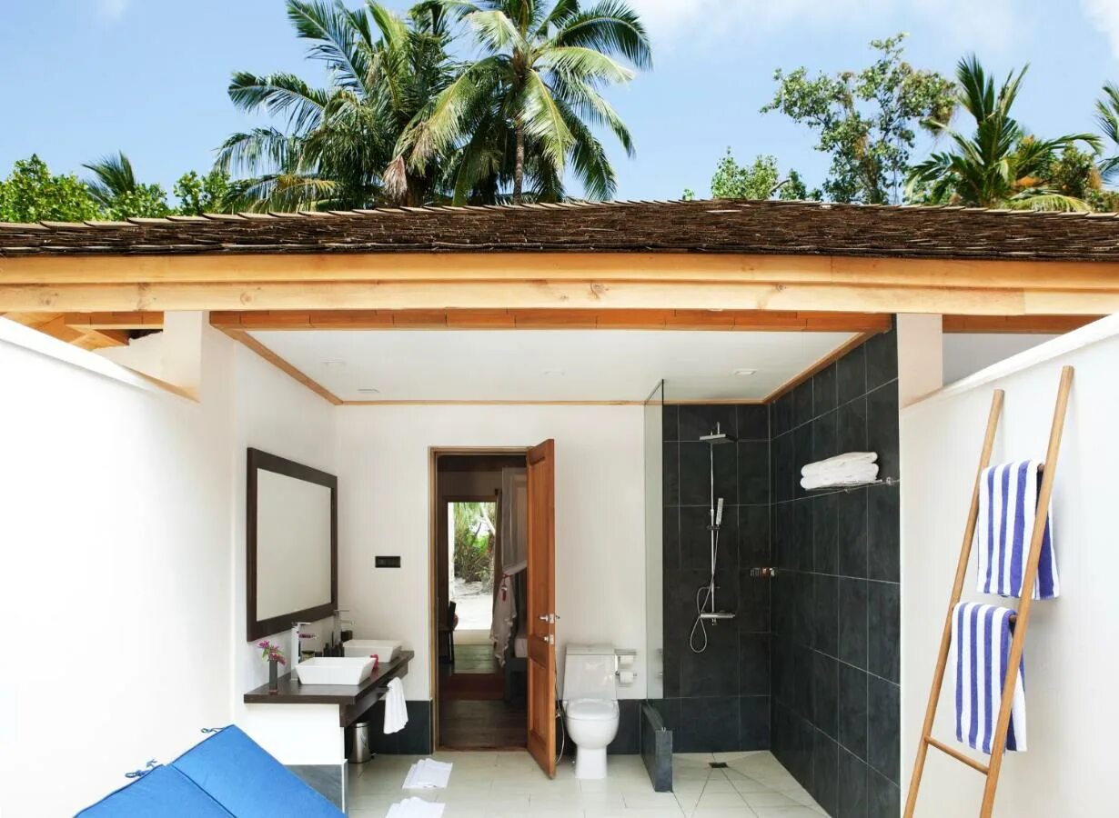 Vilamendhoo island resort. Vilamendhoo Island Resort & Spa 4*. Виламендху Айленд Мальдивы. Виламенду отель Мальдивы. Vilamendhoo 4 Мальдивы.