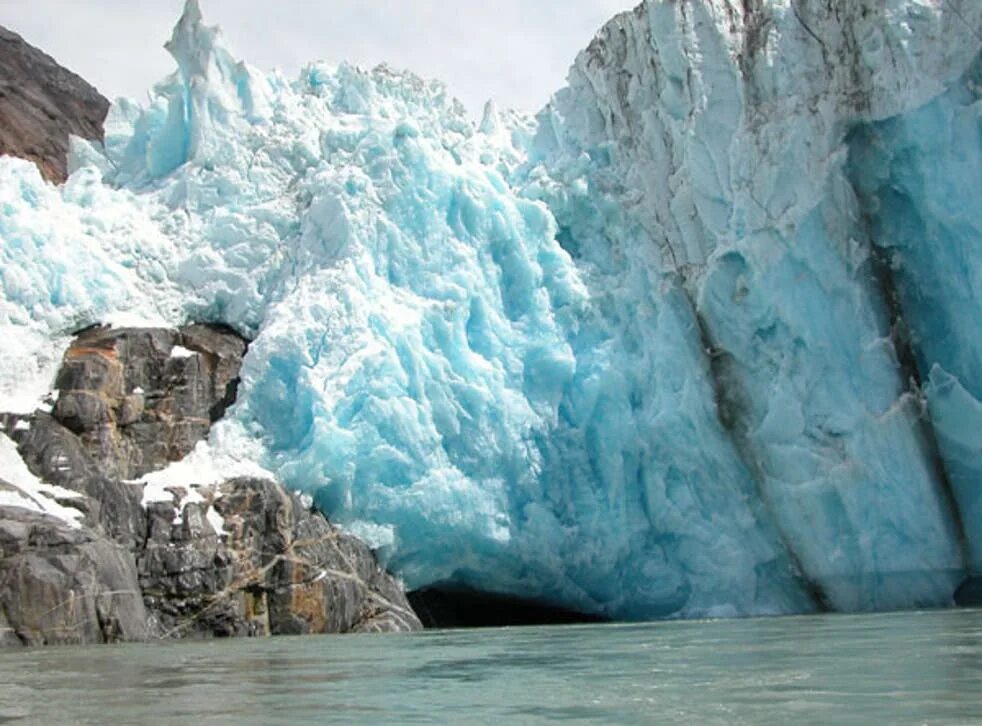 Вековой лед. Леконт ледник. glaciers melt. glaciers are melting. glacial melting kumtor.