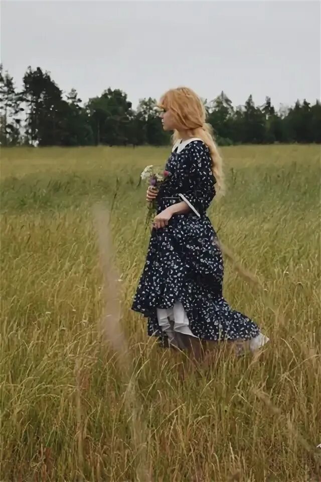 Liskin dol инстаграм. Лискин дол мастерица. Лискин долл инстаграм. Liskin dol. Светлая одежда в лесу.