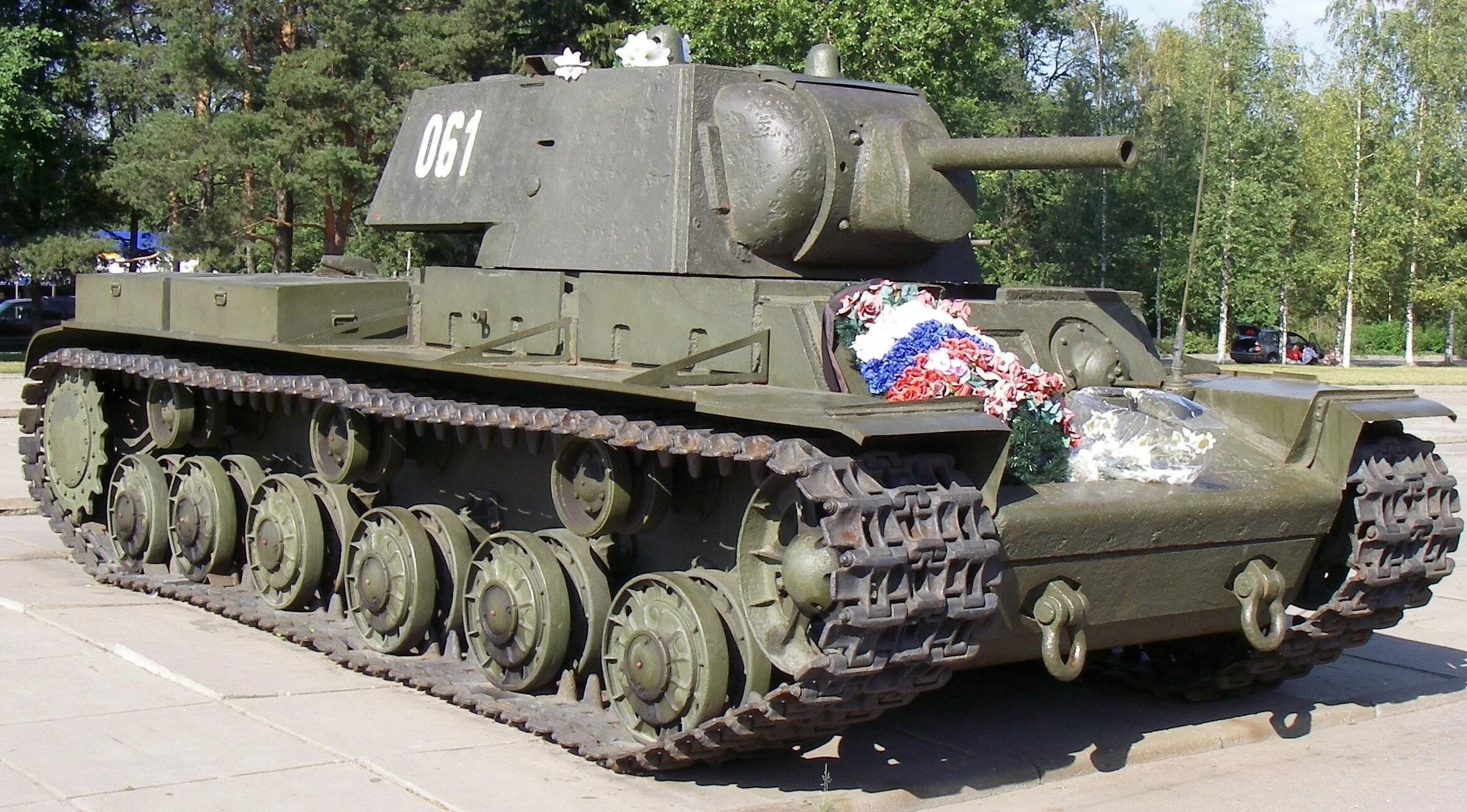 Почему кв 1. Тяжелый танк кв-1с. Кв1 танк 1941г. Тяжёлый тяжёлый танк кв1. Танк кв-1.