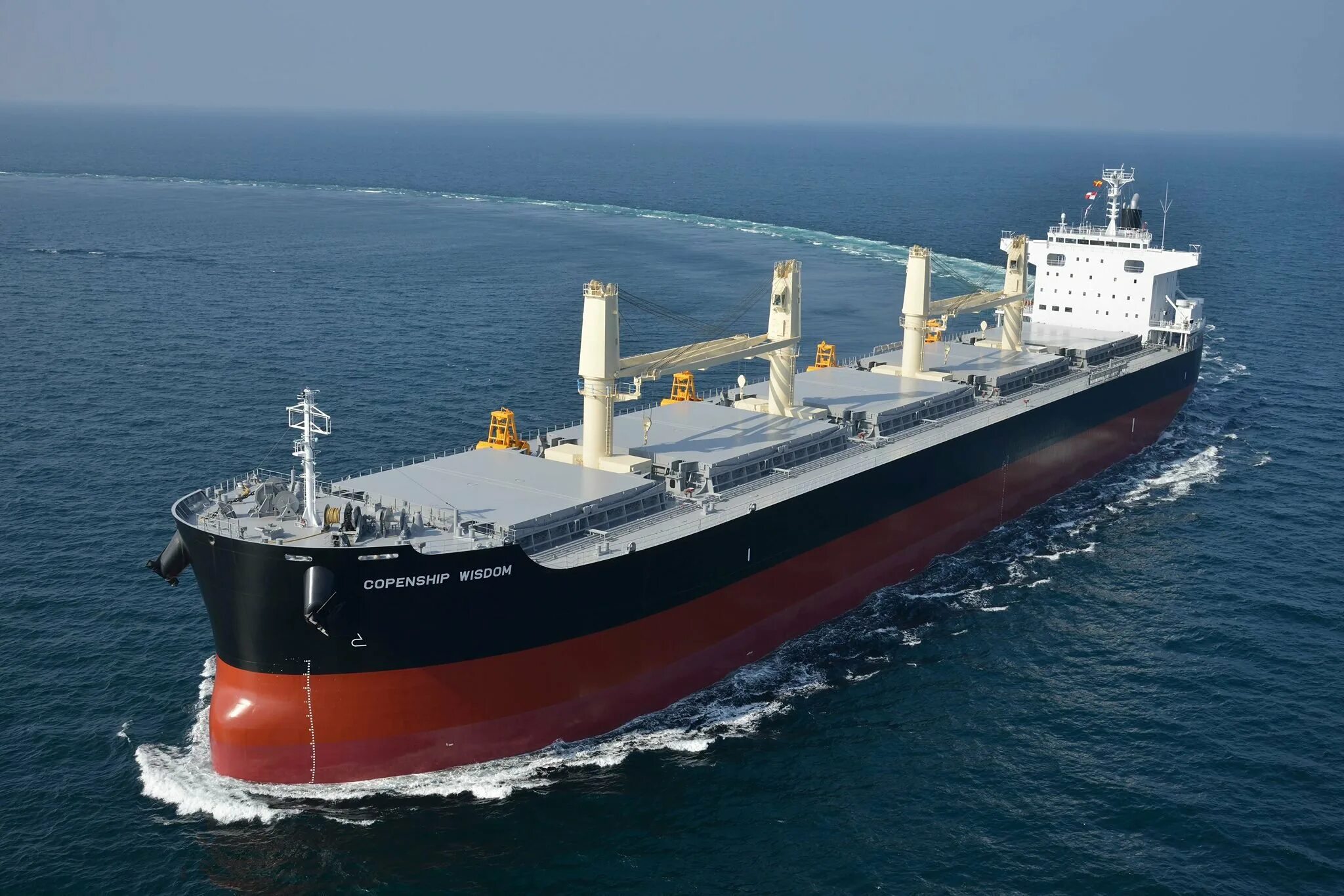 Cargo vessel. Балкеры (Bulk Carriers. Балкер кейпсайз. Балкер Panamax.