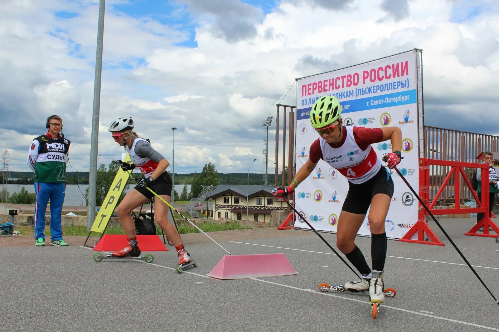 Лыжные гонки чемпионат россии 2024 малиновка. Малиновка лыжероллеры соревнования. Соревнования по лыжероллерам Чемпионат России. Российские лыжники.