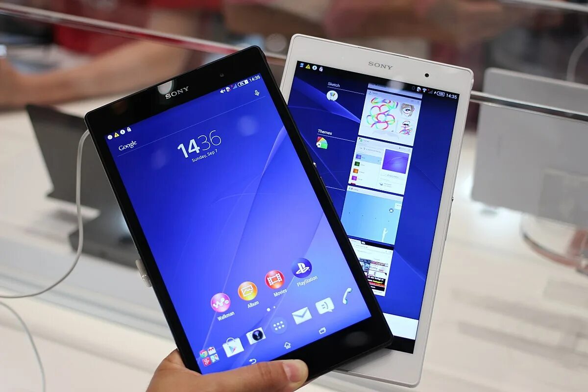 Смартфоны xperia z3. Sony Xperia Tablet z3. Xperia z3 Tablet Compact. Sony Tablet z3 Compact. Планшет Sony Xperia z3.