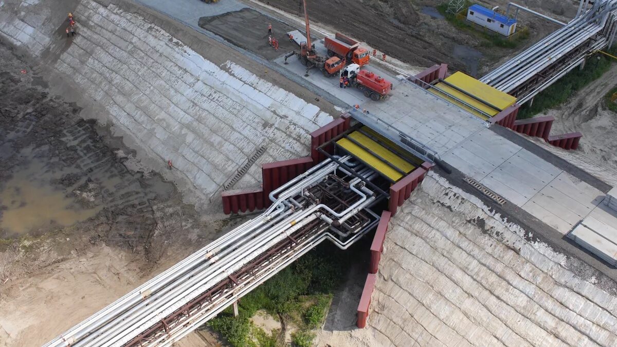 мсд нижегородская эстакады. эстакада газопровода. эстакада теплотрассы. эстакада теплотрассы. эстакада металлическая.