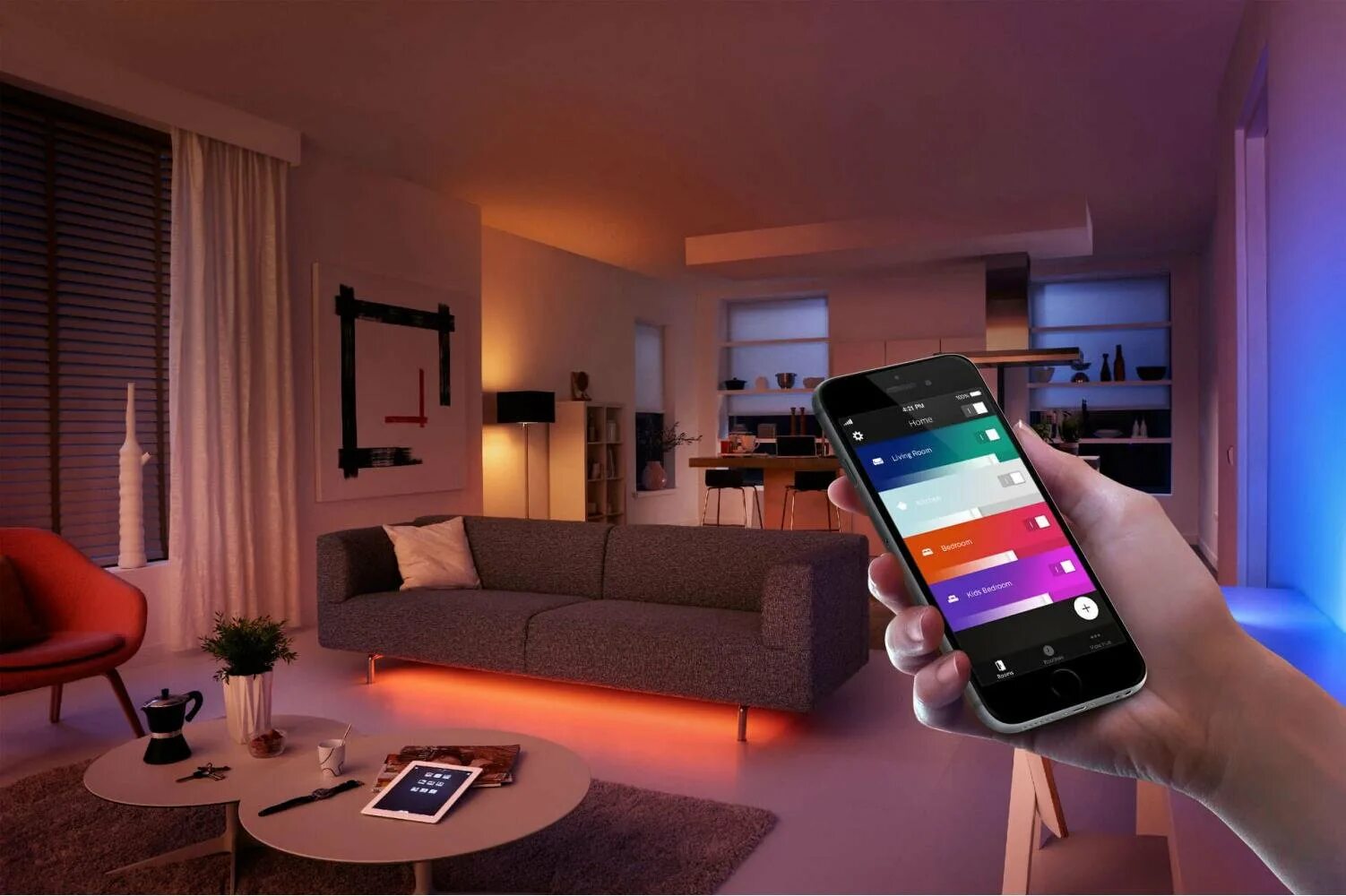 Лучший умный свет. Philips Hue. Умный дом освещение. Умный дом интерьер. Умный дом в квартире.