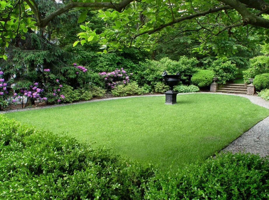 Creative Landscape Designs you might try for your backyard Small Garden Lands. (