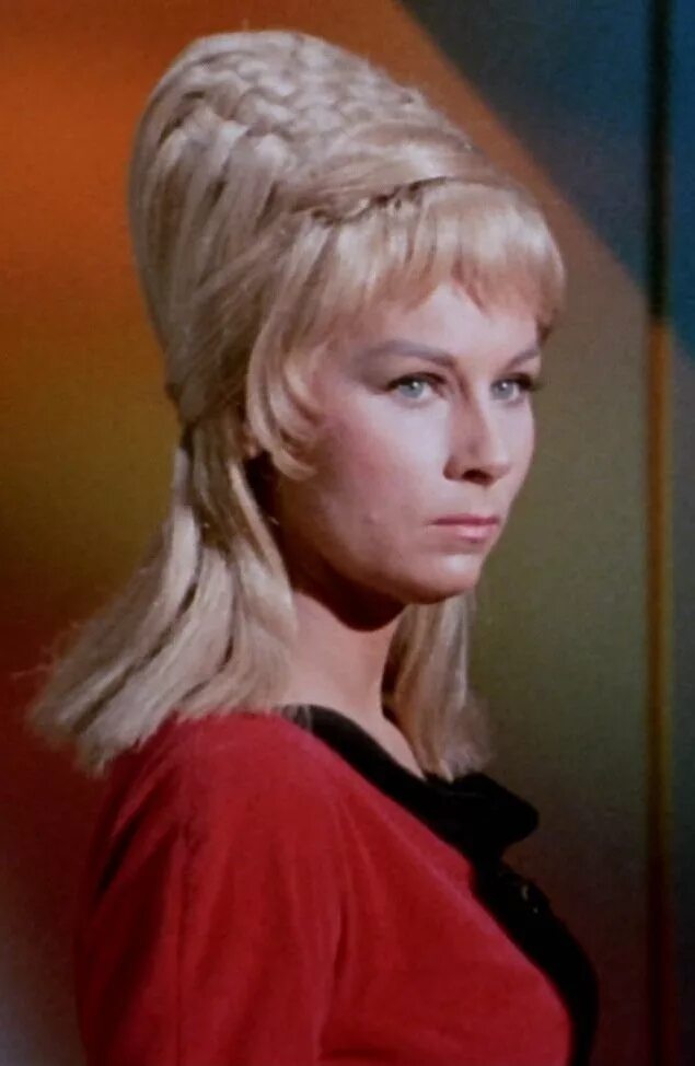 Грейс ли. Дженис Рэнд Стартрек. Грэйс ли Уитни Стартрек. Grace Lee Whitney.