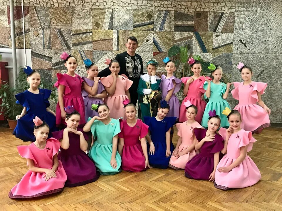 Театр танца интрига хорошево-мневники. Танцевальная студия интрига бавлы. Театр танца интрига концерт. Танго танец страсти. Танец интригой.