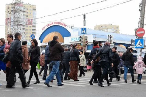 Сдали город без боя