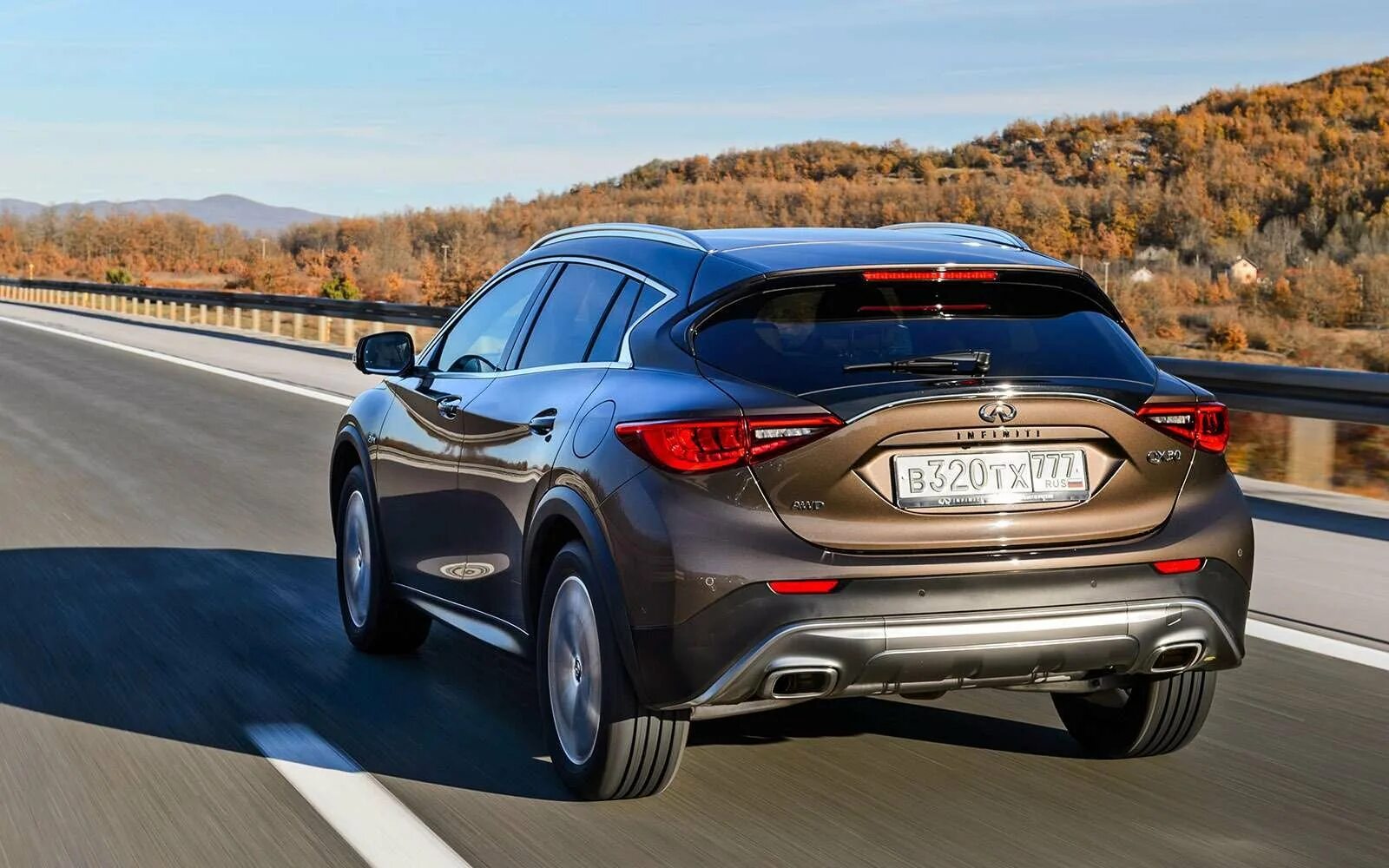 Икс 30 50. Infiniti кроссовер qx30. инфинити ку икс 30. инфинити ку 30 и мерседес гла. qx30 infiniti и gla.
