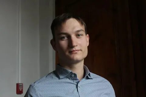 Студенту 24 года