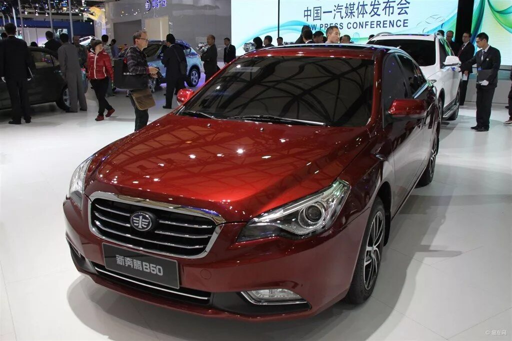 Китаец авто цена. Китайский автопром Geely. FAW Besturn b50 2023. FAW b70 China. Автомобиль китайский b40.