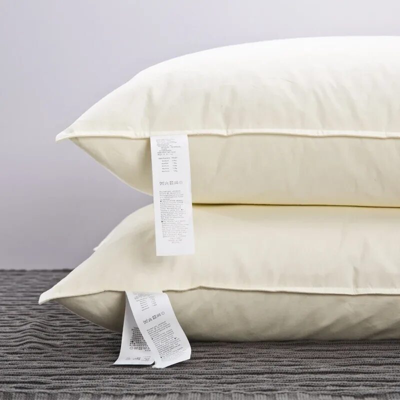 Перьевая подушка. Подушка воняет. Pillow. Подушка с травами своими руками. Подушка.