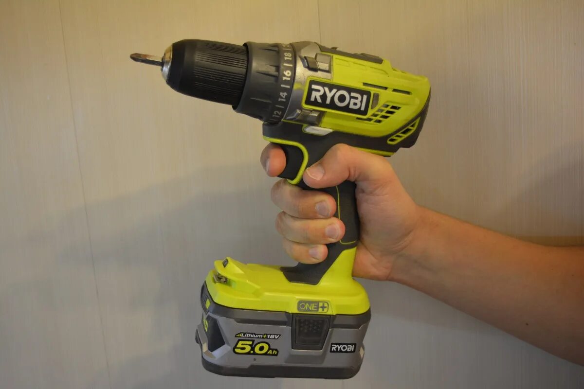 Ryobi 5133002889. Дрель-шуруповерт ryobi one+ r18dd3-0 5133002889. ryobi r18dd3. электродрель ryobi r18iw3-0. дрель-шуруповерт ryobi one+ r18pd3-0.