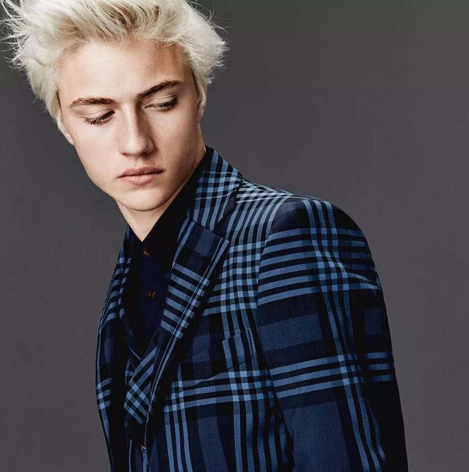 Лаки Блю Смит. Модель Блю Смит. Лаки Блю Смит (Lucky Blue Smith). Лаки Блю Смит 2020.