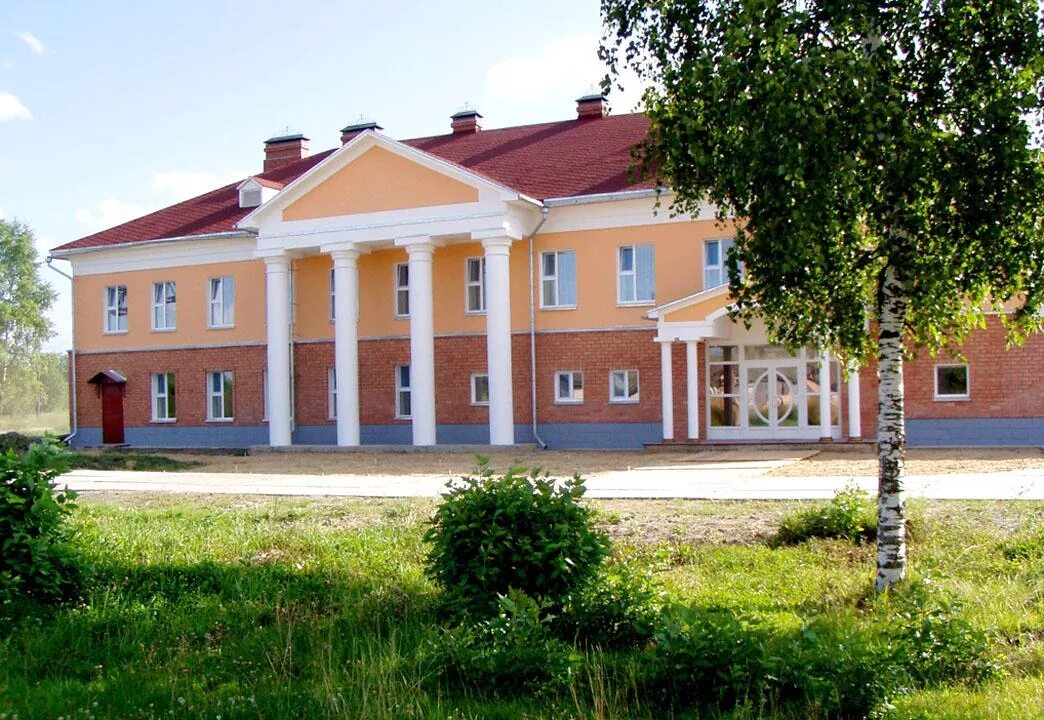 Вокзал города мантурово костромской. Мантурово костромской области дом купца. Мантурово гостиница. Мантурово костромской области дом купца. Гостиница: ладья мантурово ул.