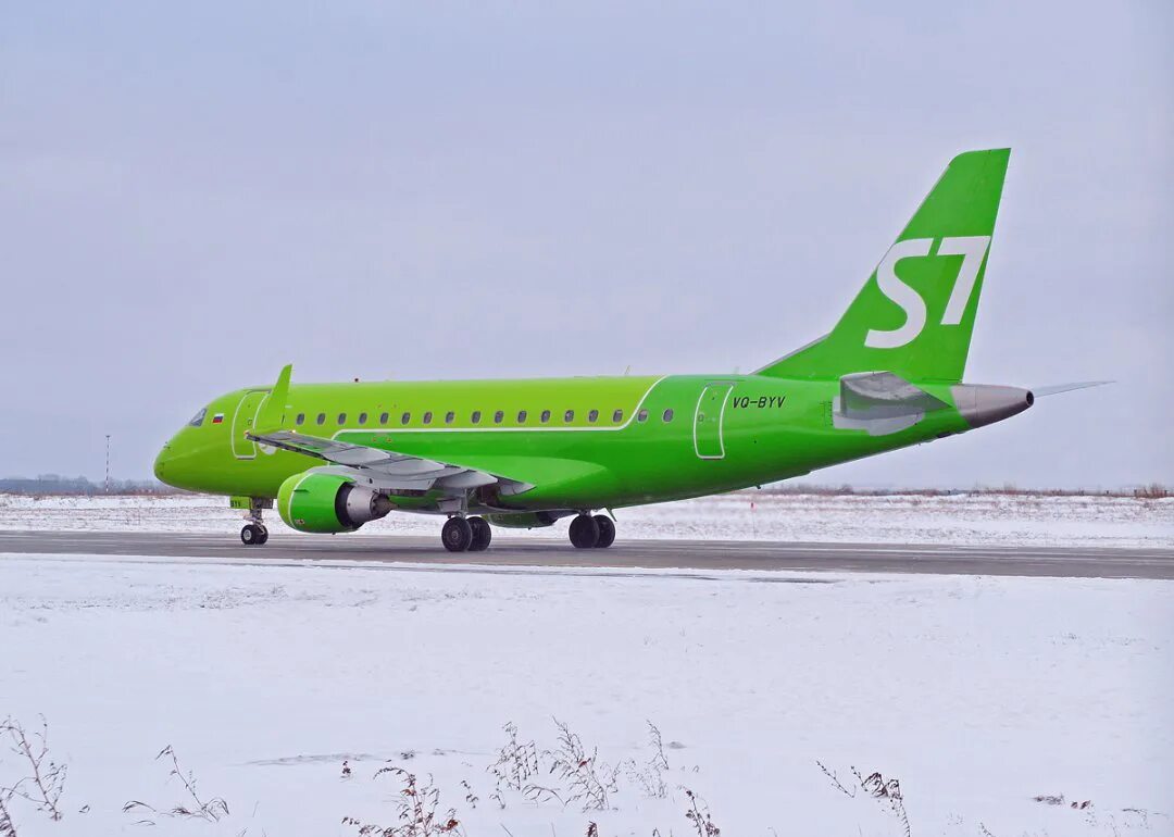 Эмбраер 170. EMB 170 s7. Авиакомпания "Сибирь". Embraer-170. Самолёт s7 Airlines Embraer 170. Embraer 170 s7