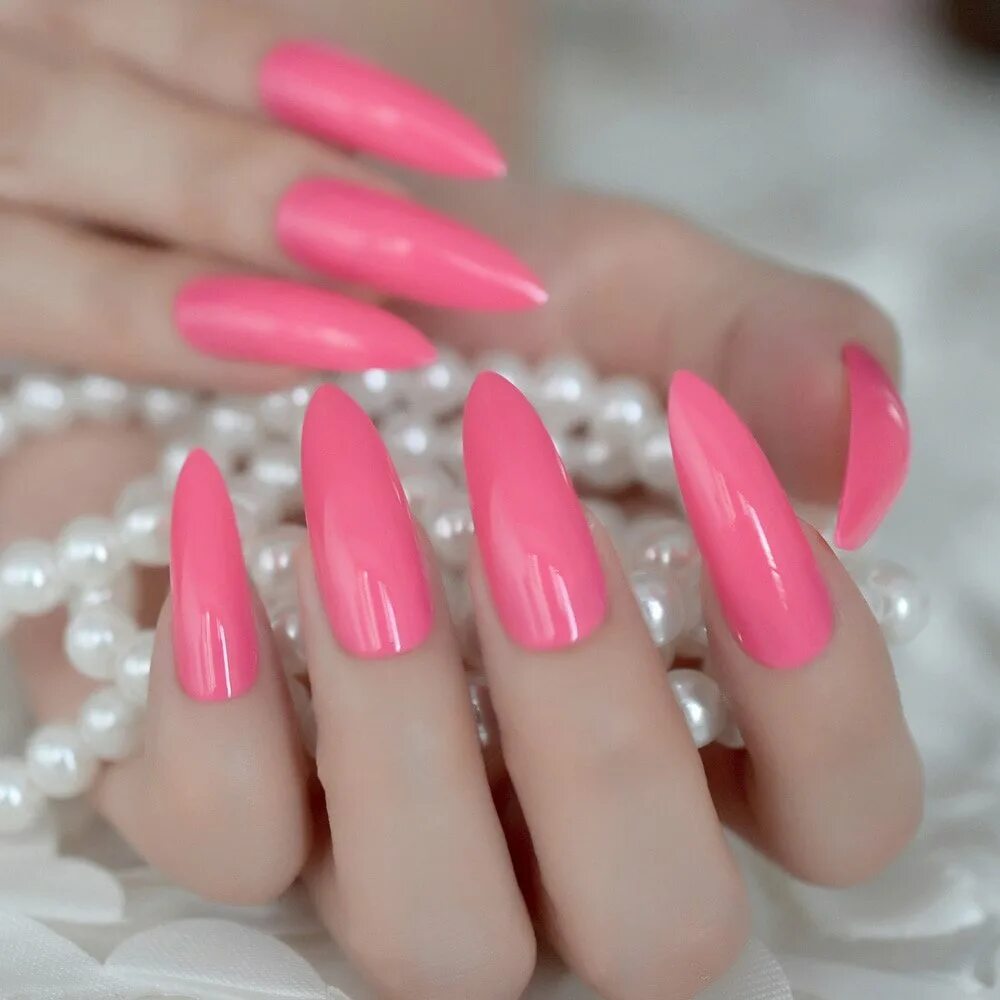 Наращивание розовый. Розовые ногти. Маникюр на длинные ногти. Яркие розовые ногти. Длинные розовыемногти.