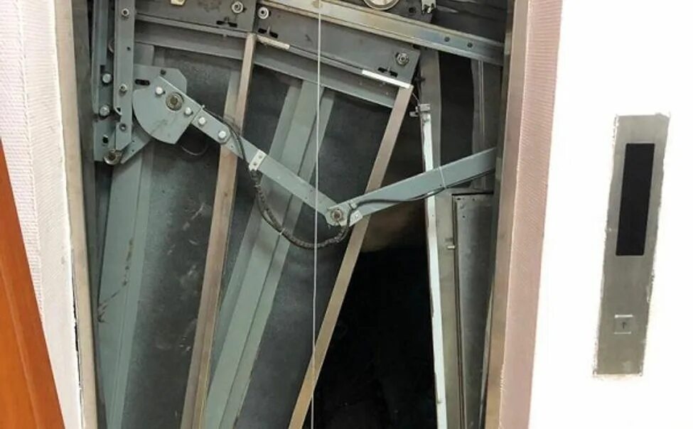 Где падали лифты