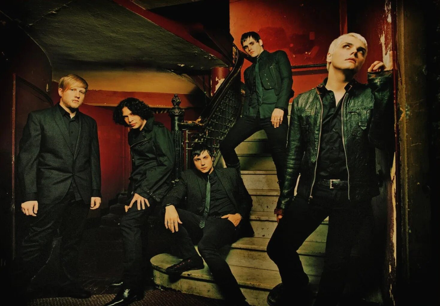 My Chemical Romance. Группа май Кемикал романс. My Chemical Romance плакат. My Chemical Romance Постер. My chemical romance t