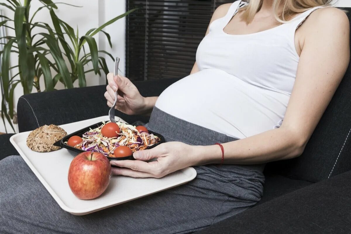 Беременность сильно поправляюсь. Питание для беременных. Рациональное питание беременной. Еда для беременных женщина.