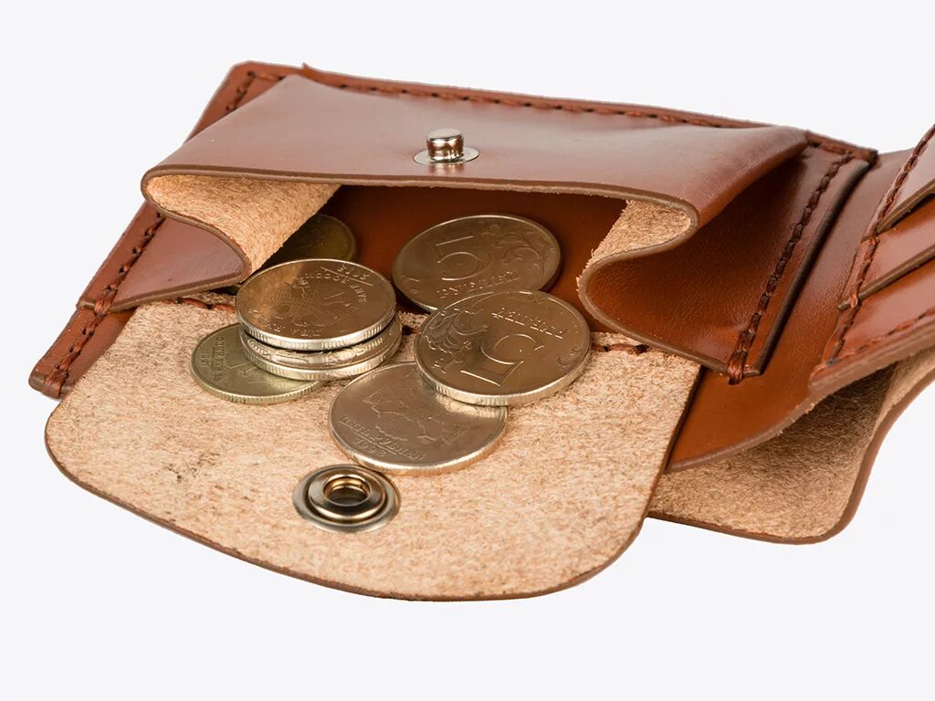 Кошелек. Монеты для кошелька. Кошелек с деньгами. Коричневый кошелек с деньгами.