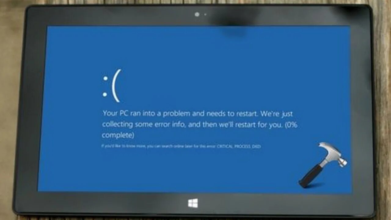 Экран смерти Windows 10 critical. Синий экран process died. Экран смерти critical process died. Ошибка critical process died. Синий экран windows 10 critical process died