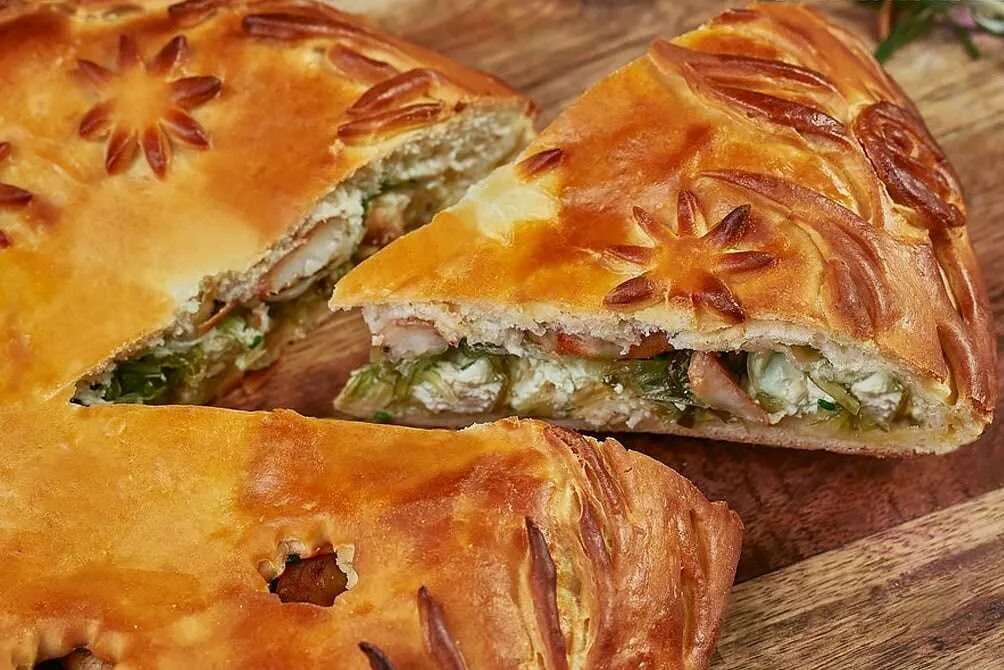 Какое тесто для пирога с мясом. Пироги с мясом. вкусный мясной пирог. аппетитный пирог с мясом. мясной пирог в духовке из дрожжевого теста.